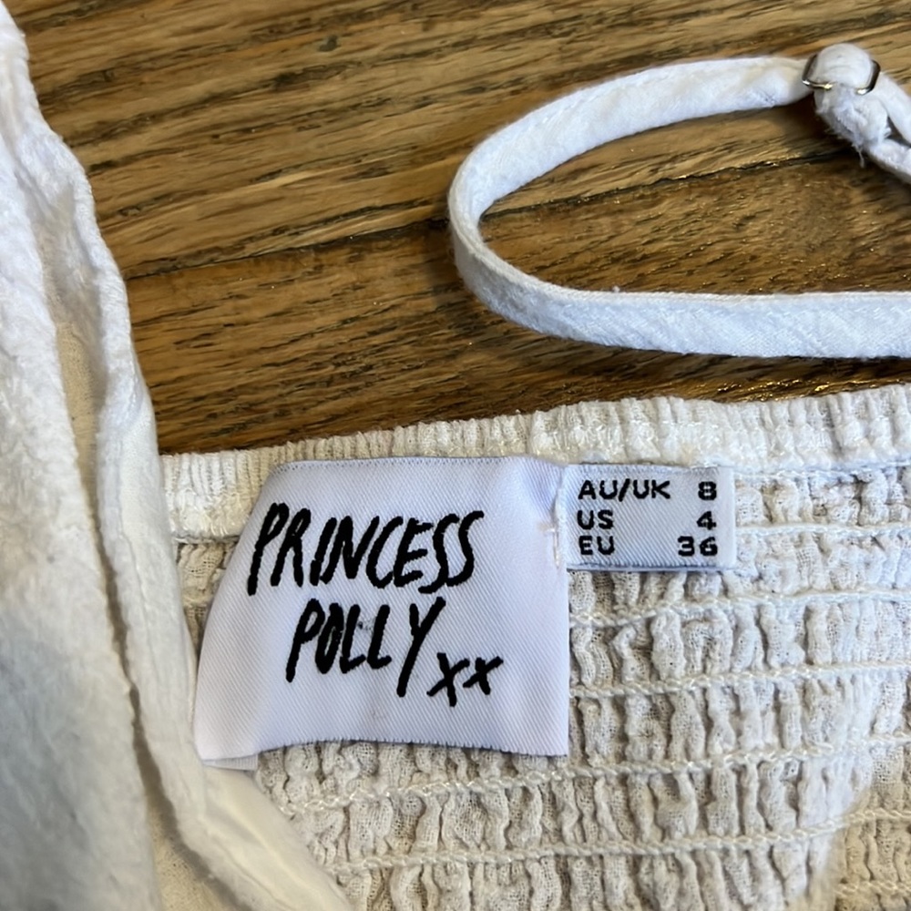 White crop top - Picture 2 of 3